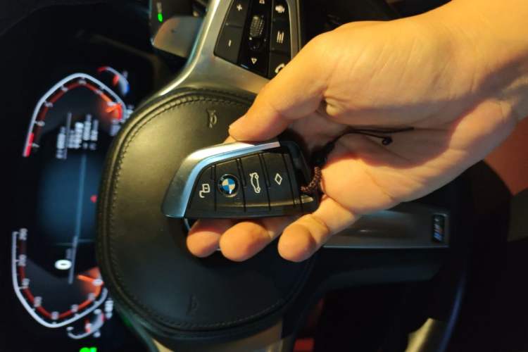 Used BMW 3 Series 2022 Restyled 325Li M Sport Night Edition Package Vehicle Key