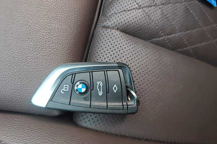 Used BMW 3 Series 2022 Restyled 325Li xDrive M Sport Package Vehicle Key