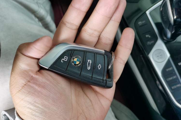 Used BMW 3 Series 2022 Restyled 320Li M Sport Package Vehicle Key