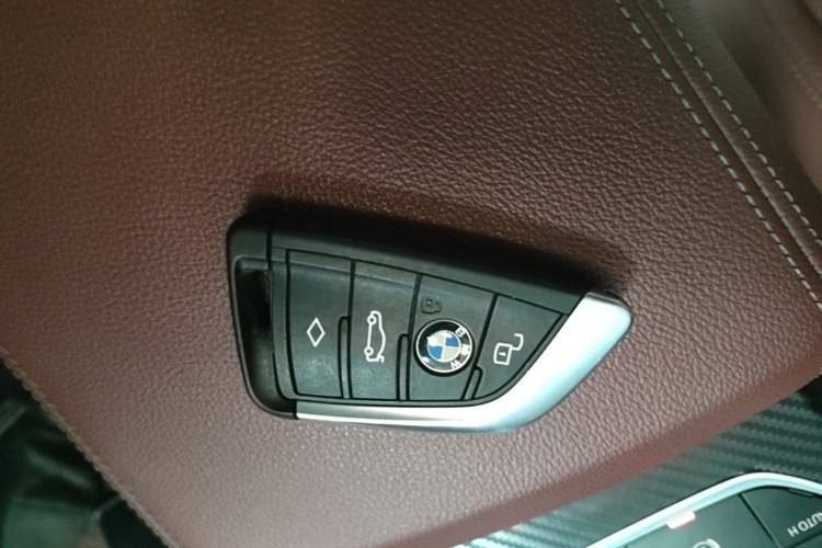 Used BMW 3 Series 2022 Updated 325Li M Sport Package Vehicle Key