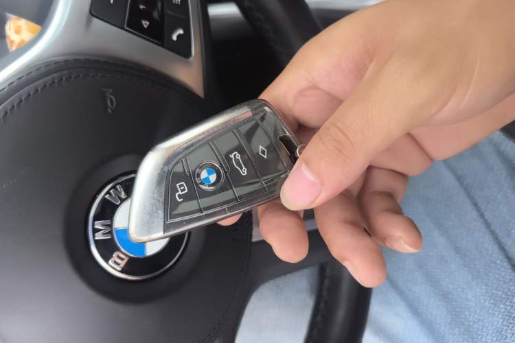 Used BMW 3 Series 2022 Restyled 325Li M Sport Night Edition Package Vehicle Key