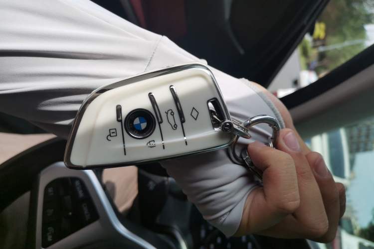 Used BMW 3 Series 2022 Updated 325i M Sport Package Vehicle Key