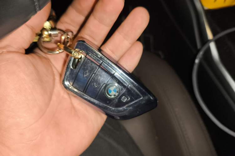 Used BMW 3 Series 2022 325Li M Sport Package Vehicle Key