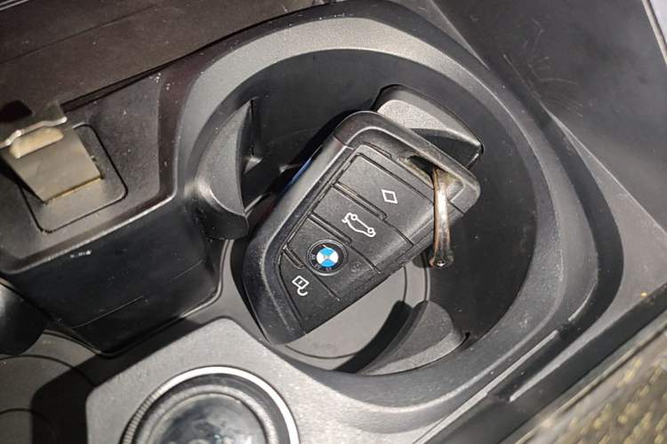 Used BMW 3 Series 2022 325Li M Sport Package Vehicle Key