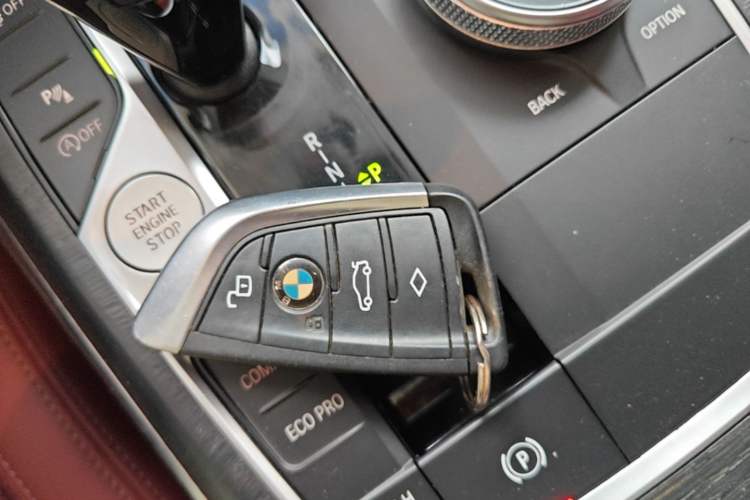 Used BMW 3 Series 2022 Updated 325i M Sport Package Vehicle Key
