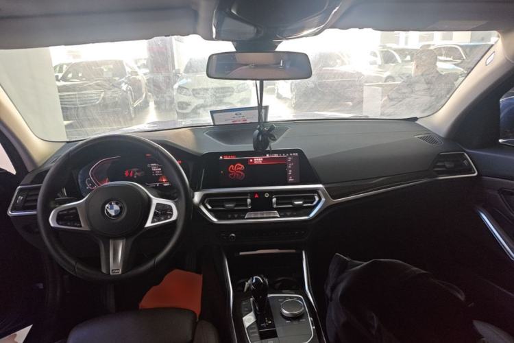 Used BMW 3 Series 2022 Updated 325Li M Sport Package Center Console