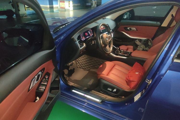 Used BMW 3 Series 2022 320Li M Sport Package Driver Seat