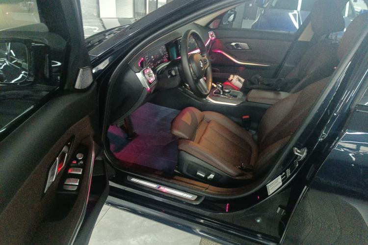 Used BMW 3 Series 2022 320Li M Sport Package Driver Seat