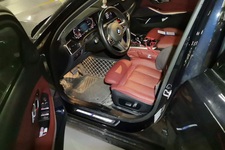 Used BMW 3 Series 2022 325i M Sport Package Driver Seat