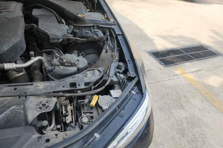 Used BMW 3 Series 2022 325Li M Sport Package Engine Bay Left