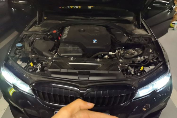 Used BMW 3 Series 2022 325i M Sport Package Engine Bay