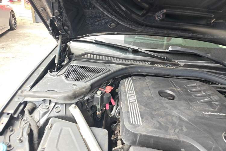 Used BMW 3 Series 2022 325Li M Sport Night Edition Package Engine Bay Right