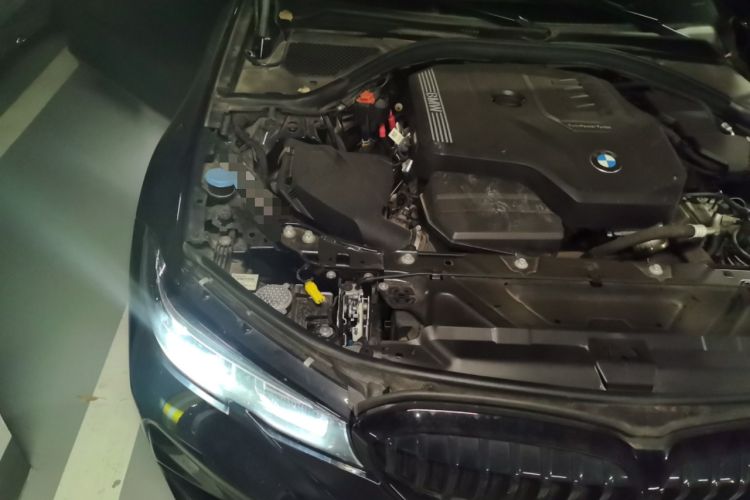 Used BMW 3 Series 2022 325i M Sport Package Engine Bay Right
