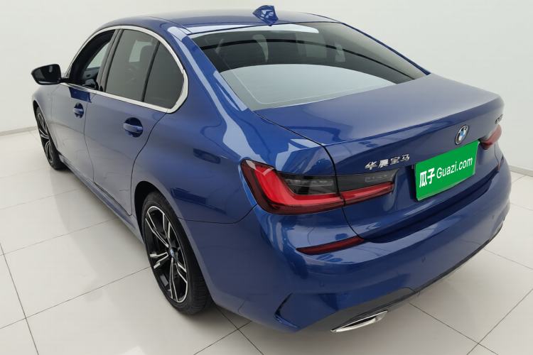 Used BMW 3 Series 2022 325i M Sport Package Exterior 2