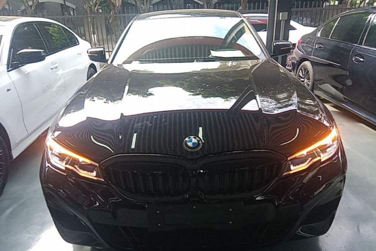 Used BMW 3 Series 2022 Updated 325i M Sport Package Front