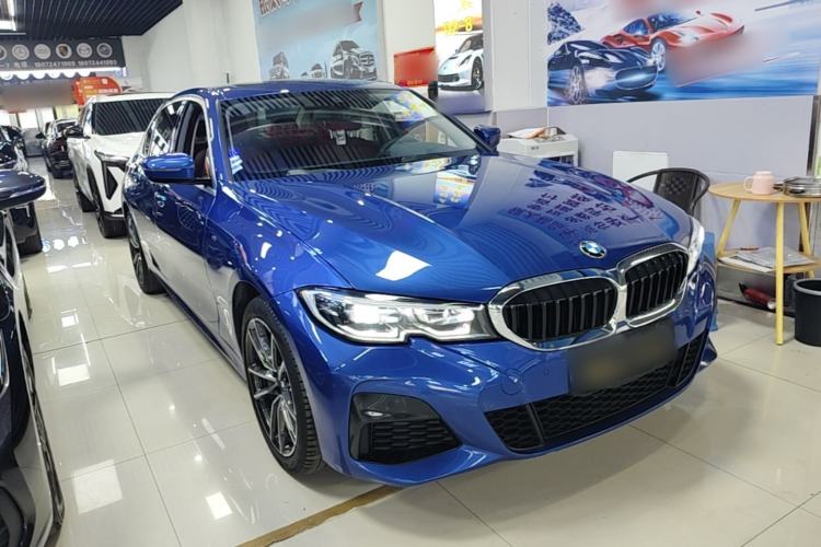 Used BMW 3 Series 2022 325Li M Sport Package Front Right 45 Deg