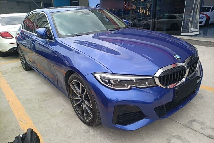 Used BMW 3 Series 2022 325Li M Sport Package Front Right 45 Deg