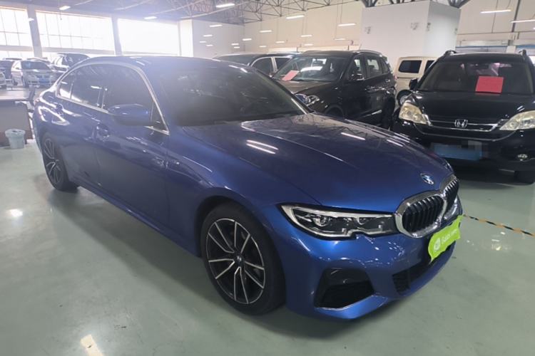 Used BMW 3 Series 2022 325Li M Sport Package Front Right 45 Deg