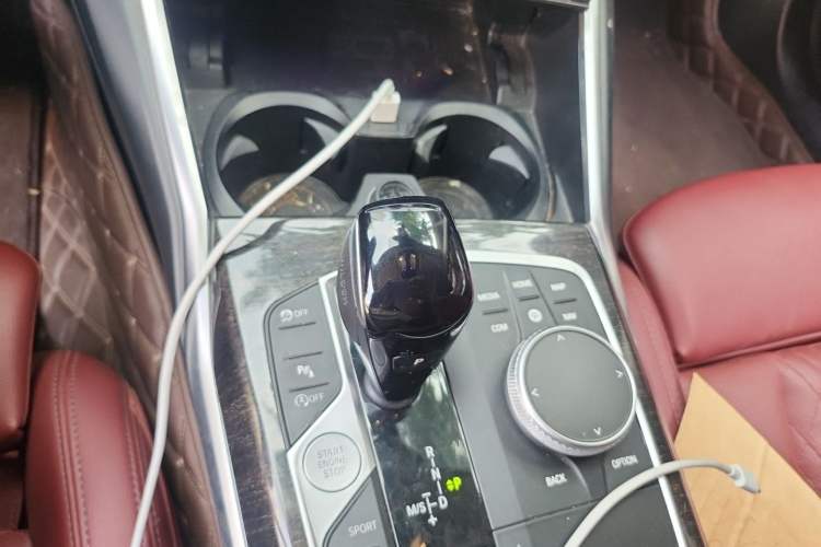Used BMW 3 Series 2022 325Li M Sport Package Gear Lever