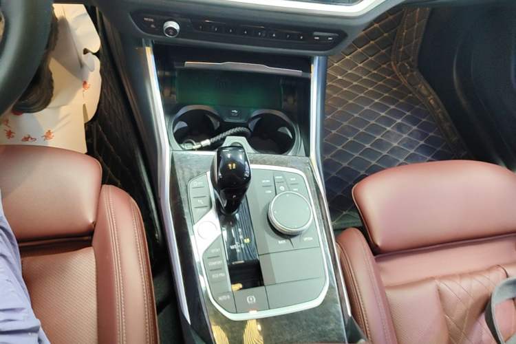 Used BMW 3 Series 2022 325Li M Sport Package Gear Lever