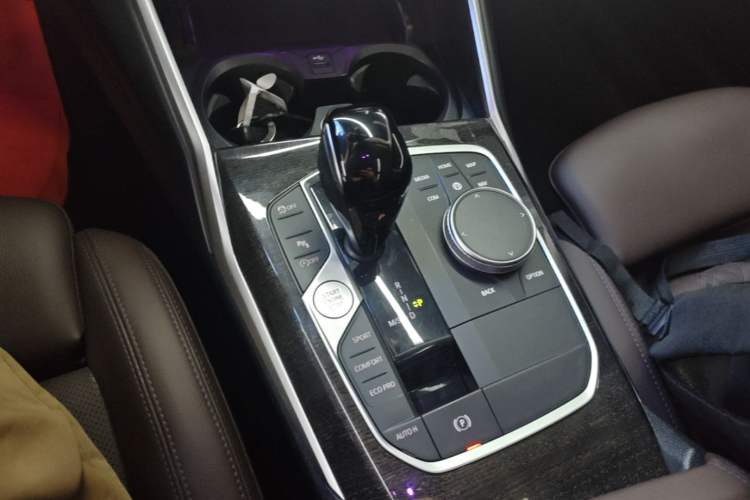 Used BMW 3 Series 2022 Updated 325Li M Sport Package Gear Lever