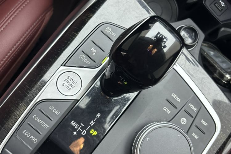 Used BMW 3 Series 2022 325Li M Sport Package Gear Lever
