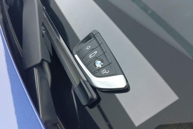 Used BMW 3 Series 2022 325i M Sport Package Interior 1