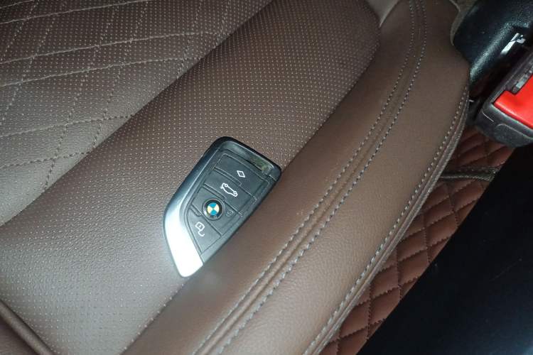 Used BMW 3 Series 2022 Restyled 320Li M Sport Package Interior 1