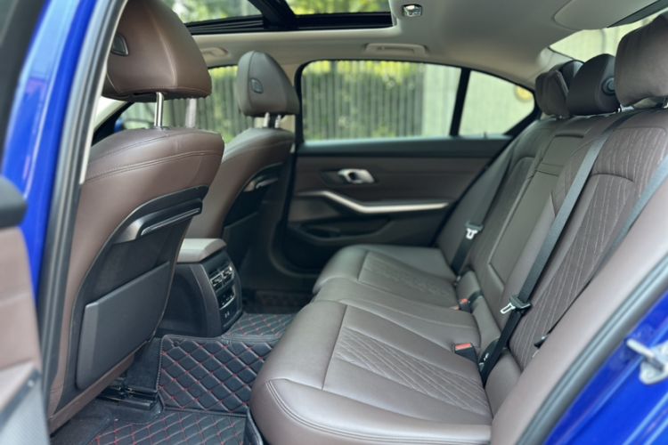 Used BMW 3 Series 2022 325Li M Sport Package Interior 10