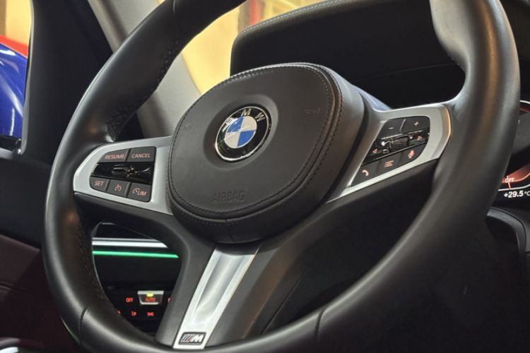Used BMW 3 Series 2022 325Li M Sport Package Interior 2