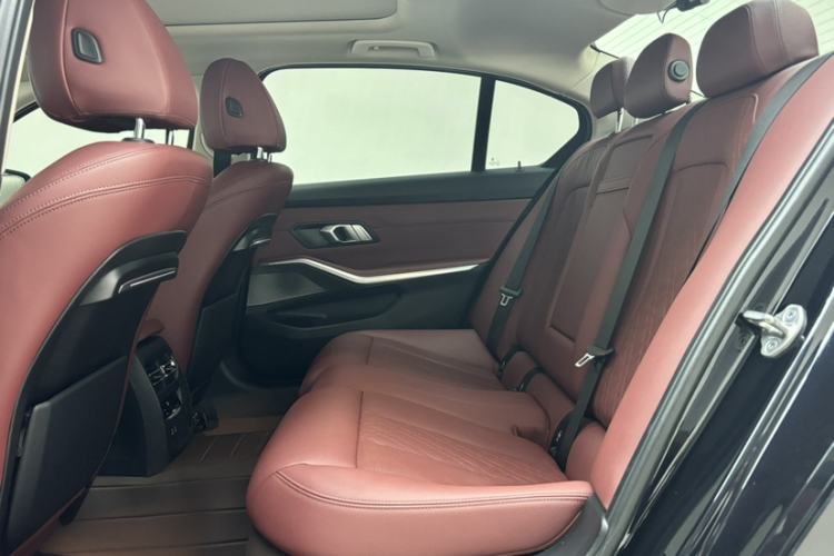 Used BMW 3 Series 2022 325Li M Sport Package Interior 3