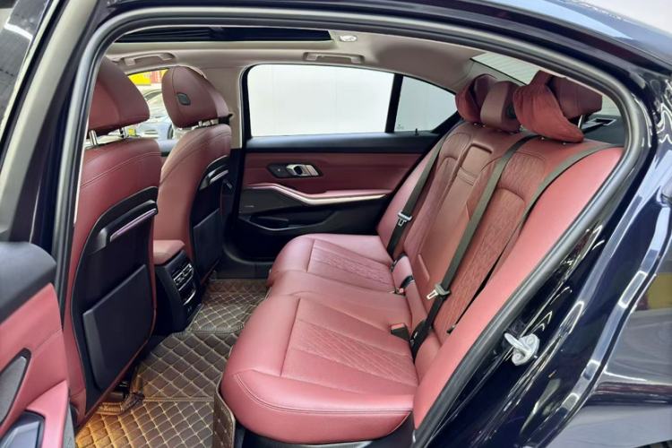 Used BMW 3 Series 2022 325Li M Sport Night Edition Package Interior 4