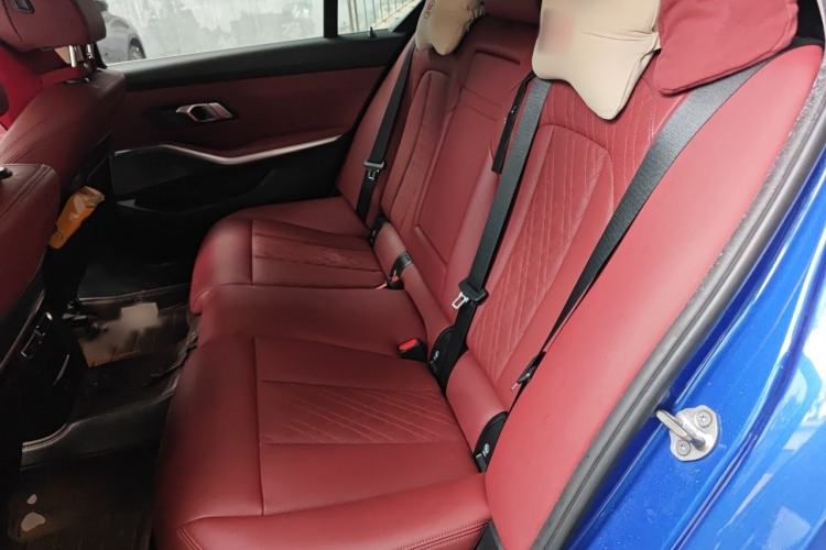 Used BMW 3 Series 2022 Restyled 320Li M Sport Package Interior 4