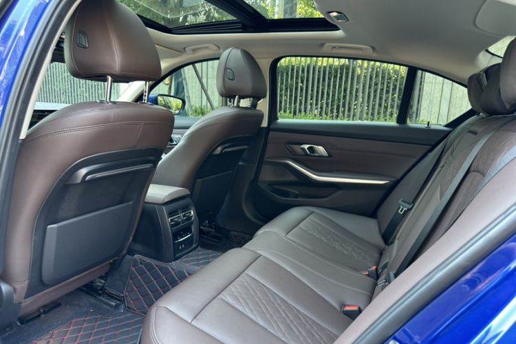 Used BMW 3 Series 2022 325Li M Sport Package Interior 7