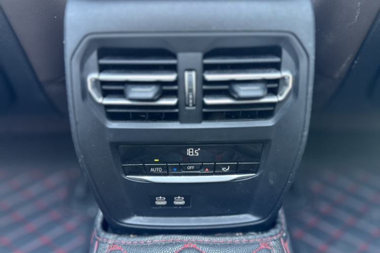 Used BMW 3 Series 2022 325Li M Sport Package Interior 9