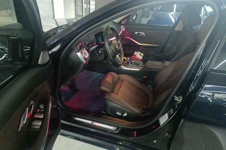 Used BMW 3 Series 2022 320Li M Sport Package Left Front Seat
