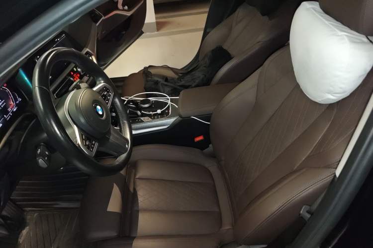 Used BMW 3 Series 2022 325Li M Sport Night Edition Package Left Front Seat
