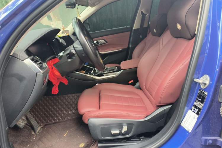 Used BMW 3 Series 2022 320Li M Sport Package Left Front Seat
