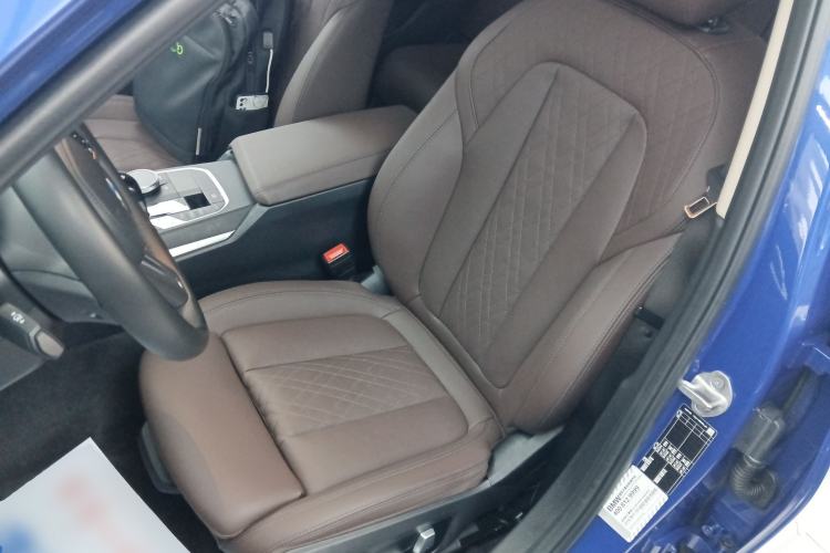 Used BMW 3 Series 2022 325i M Sport Package Left Front Seat