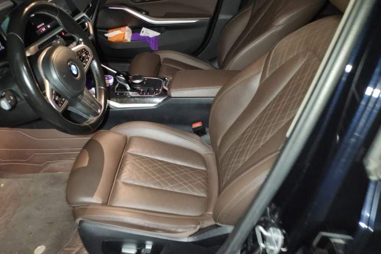 Used BMW 3 Series 2022 325Li M Sport Package Left Front Seat