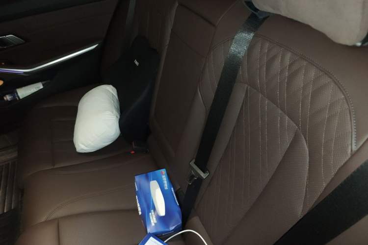 Used BMW 3 Series 2022 325Li M Sport Night Edition Package Left Rear Seat