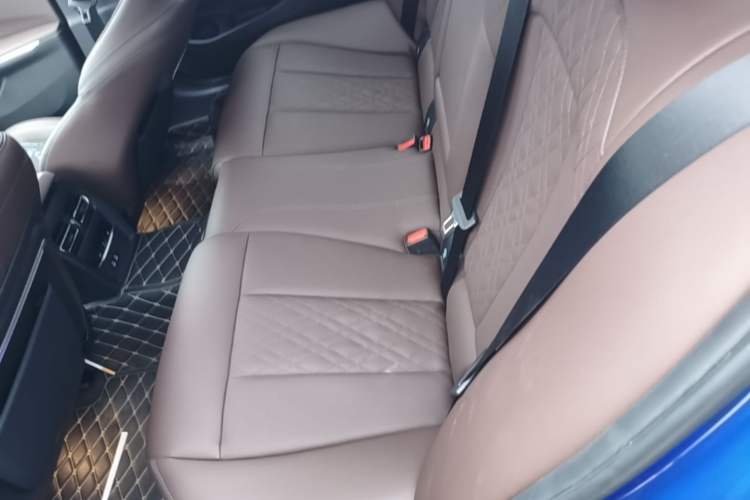 Used BMW 3 Series 2022 Restyled 330Li xDrive M Sport Night Edition Package Left Rear Seat