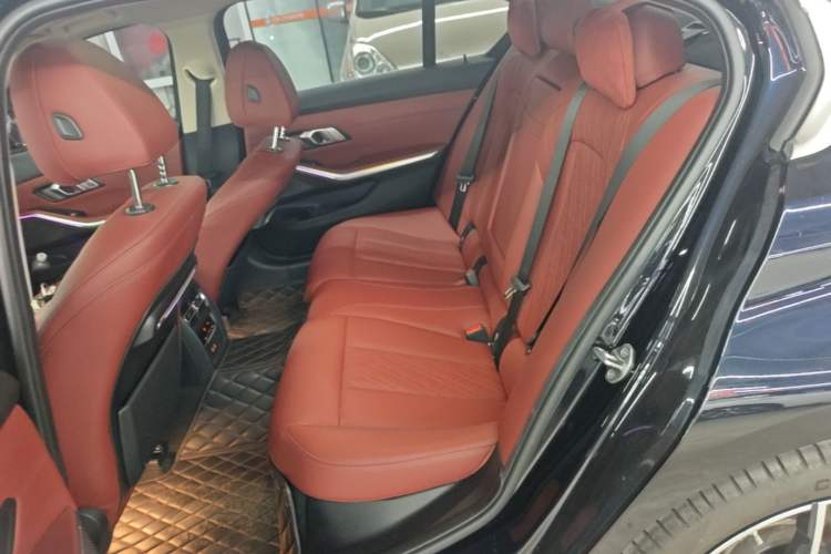 Used BMW 3 Series 2022 325Li M Sport Package Left Rear Seat