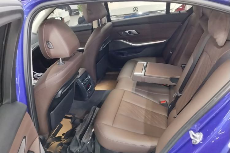 Used BMW 3 Series 2022 325Li M Sport Night Edition Package Left Rear Seat