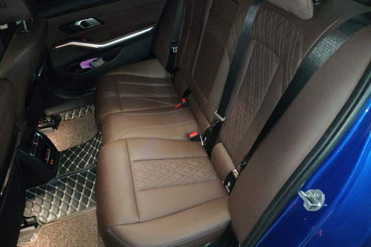 Used BMW 3 Series 2022 325Li M Sport Package Left Rear Seat