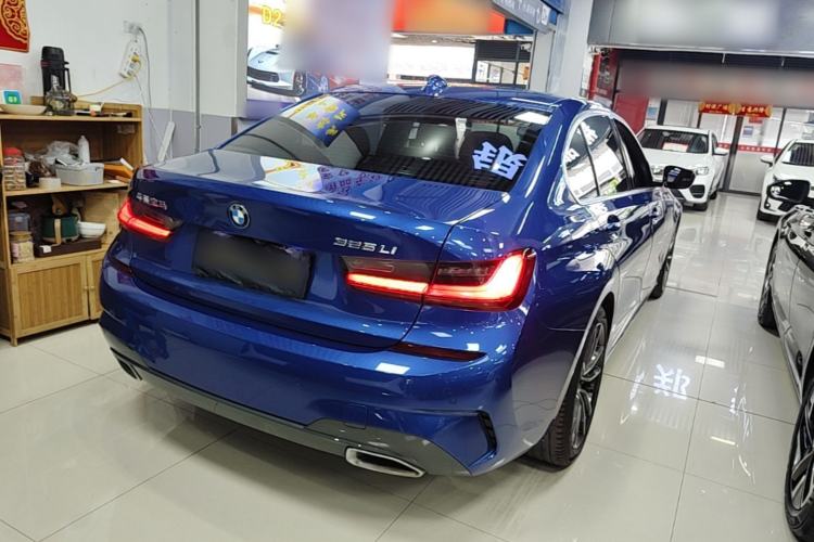 Used BMW 3 Series 2022 325Li M Sport Package Rear Right 45 Deg