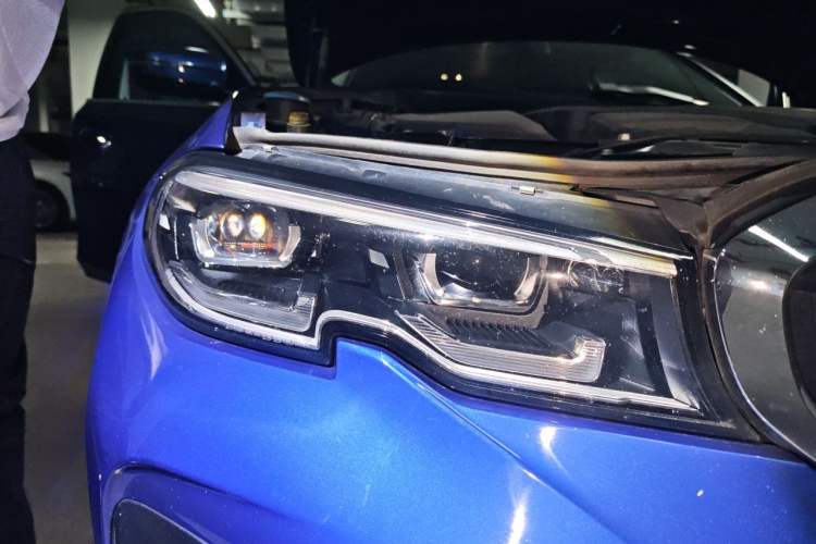 Used BMW 3 Series 2022 320Li M Sport Package Right Front Headlight