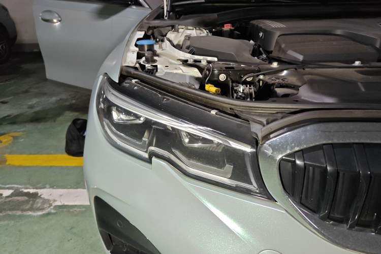 Used BMW 3 Series 2022 Updated 325Li M Sport Package Right Front Headlight