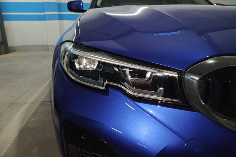 Used BMW 3 Series 2022 325Li M Sport Package Right Front Headlight