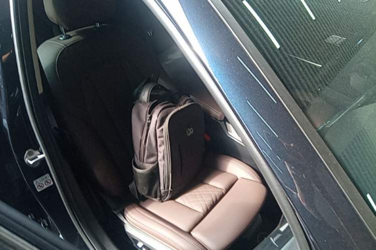Used BMW 3 Series 2022 Updated 325i M Sport Package Right Front Seat